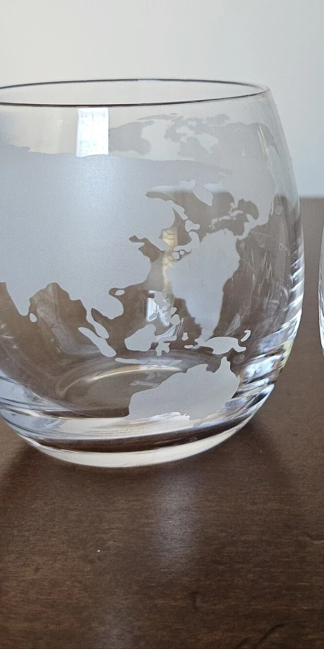 Airplne Globe Decanter Set with Etched World Map & 2 Old Fashioned Glasses
